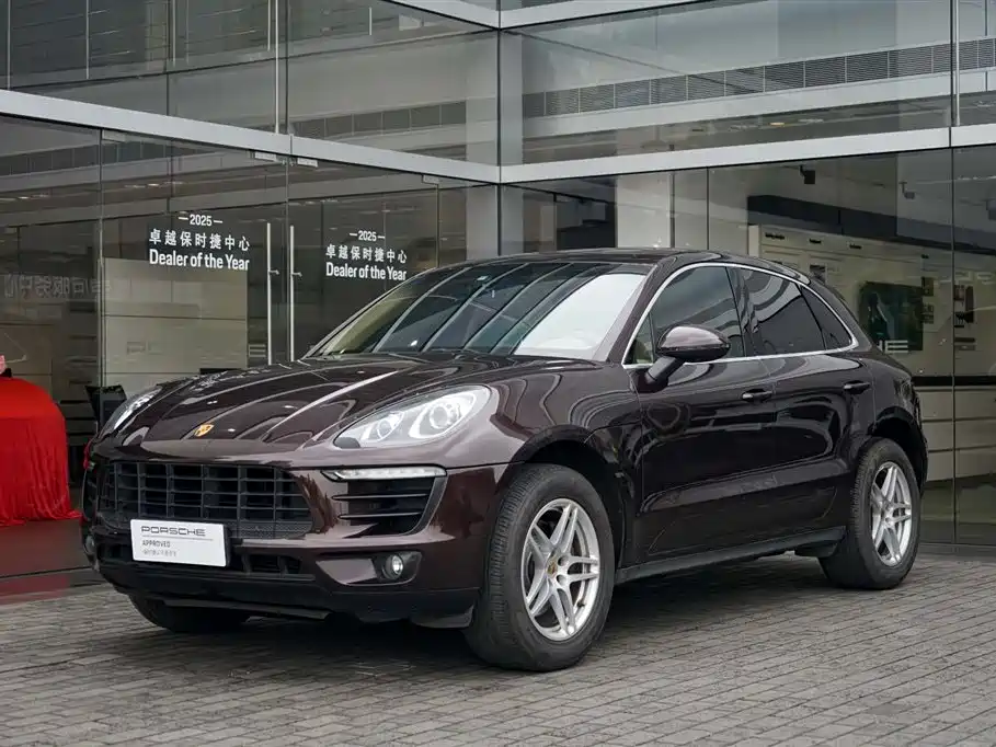 Porsche Macan 2016