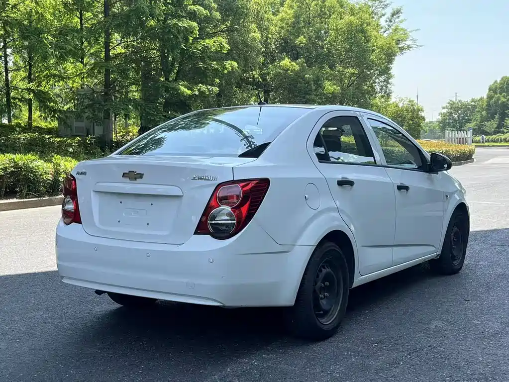 Chevrolet Aveo 2013 1.4L AT