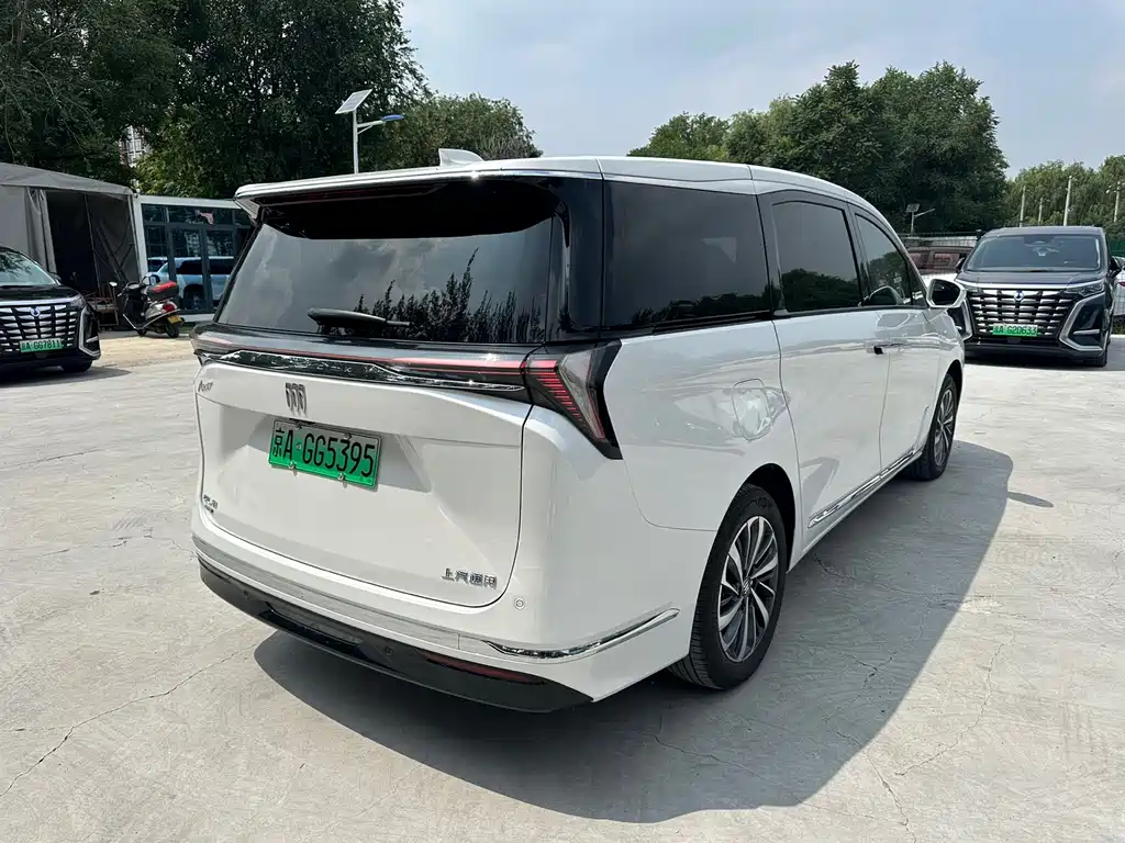 Buick GL8 2026 Premium