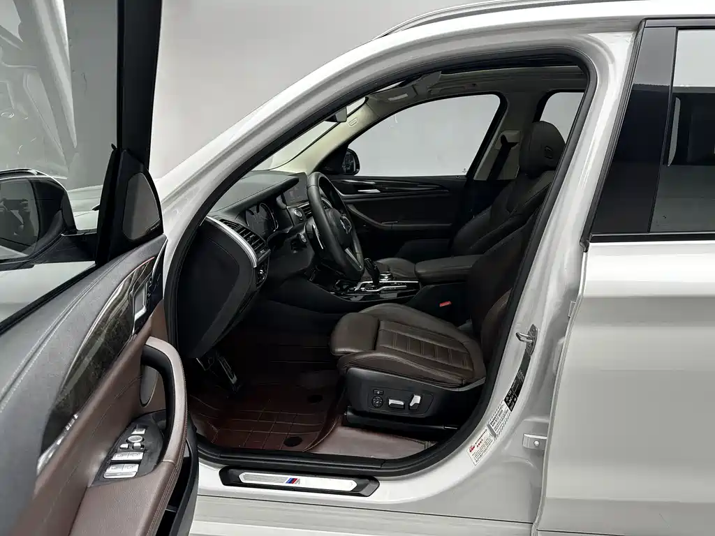 BMW X3 — миниатюра 17