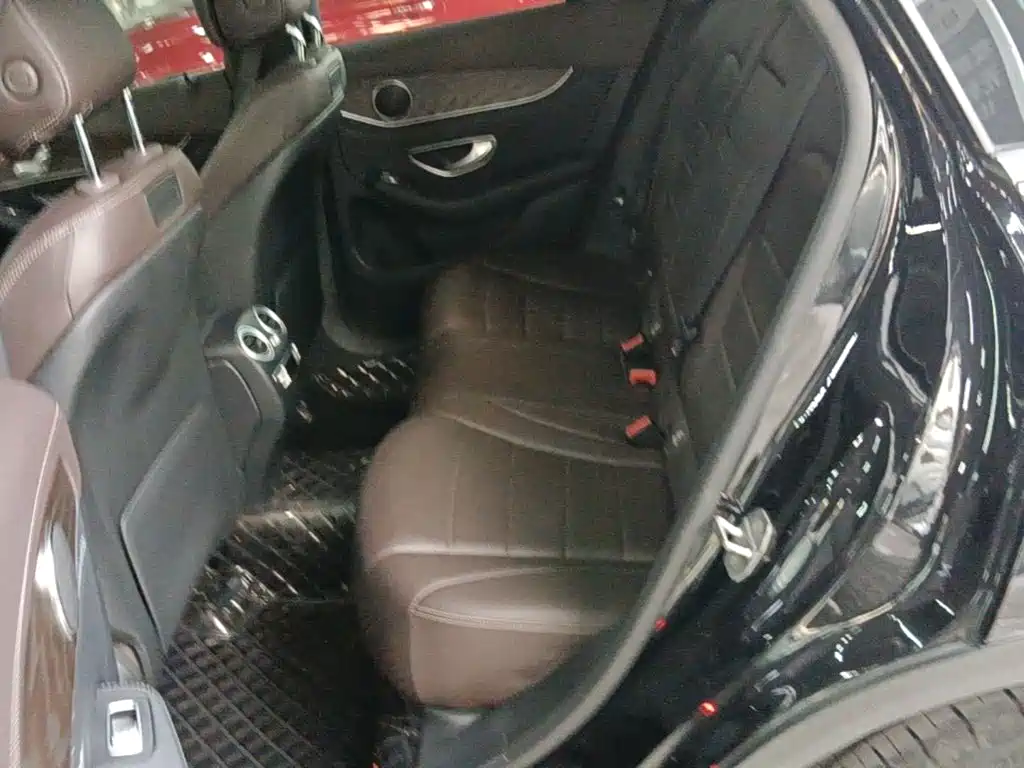 Mercedes-Benz GLC — миниатюра 17