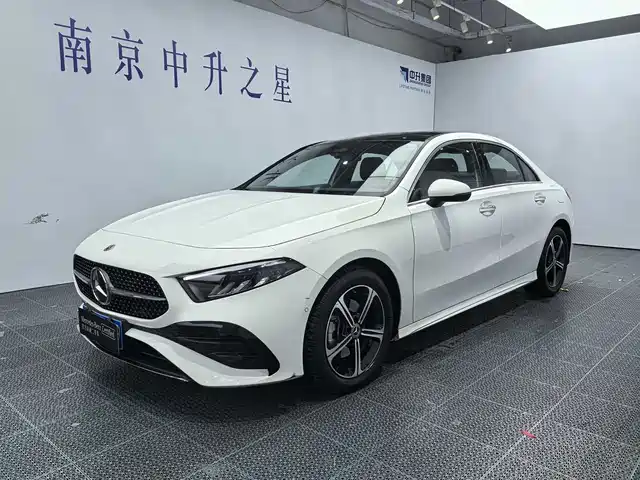 MERCEDES-BENZ A CLASS 2024