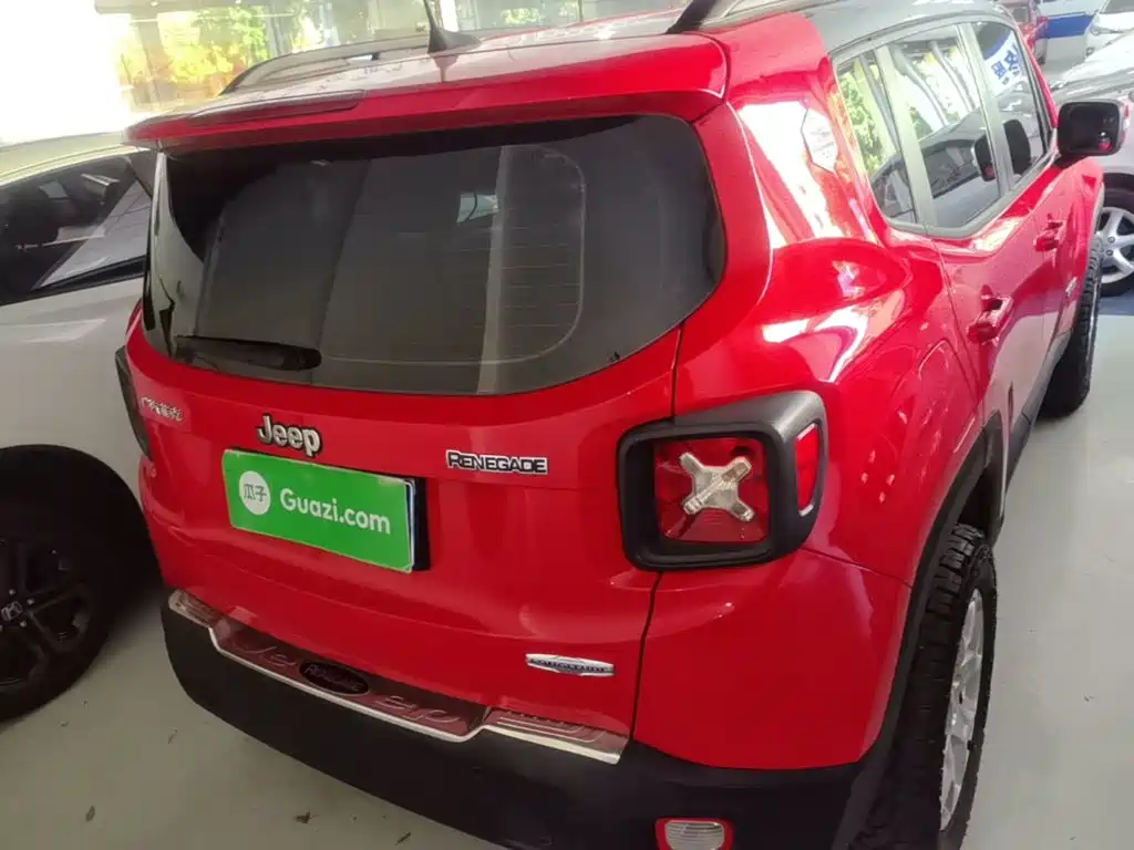 Jeep Renegade — миниатюра 6