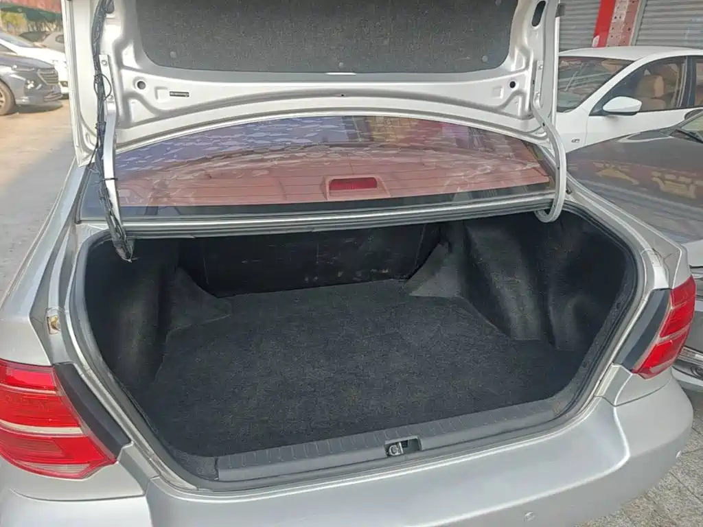 Toyota Corolla — миниатюра 19