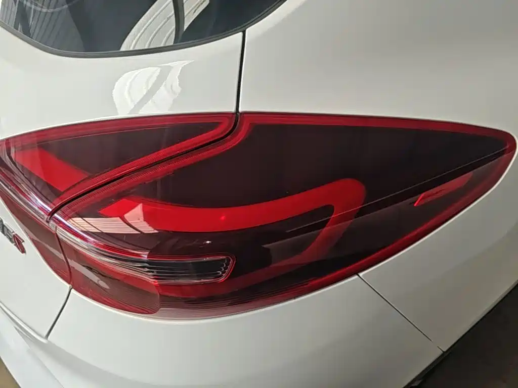 Geely Emgrand GS — миниатюра 8