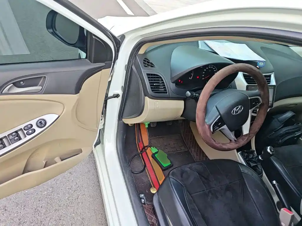 Hyundai Verna — миниатюра 16