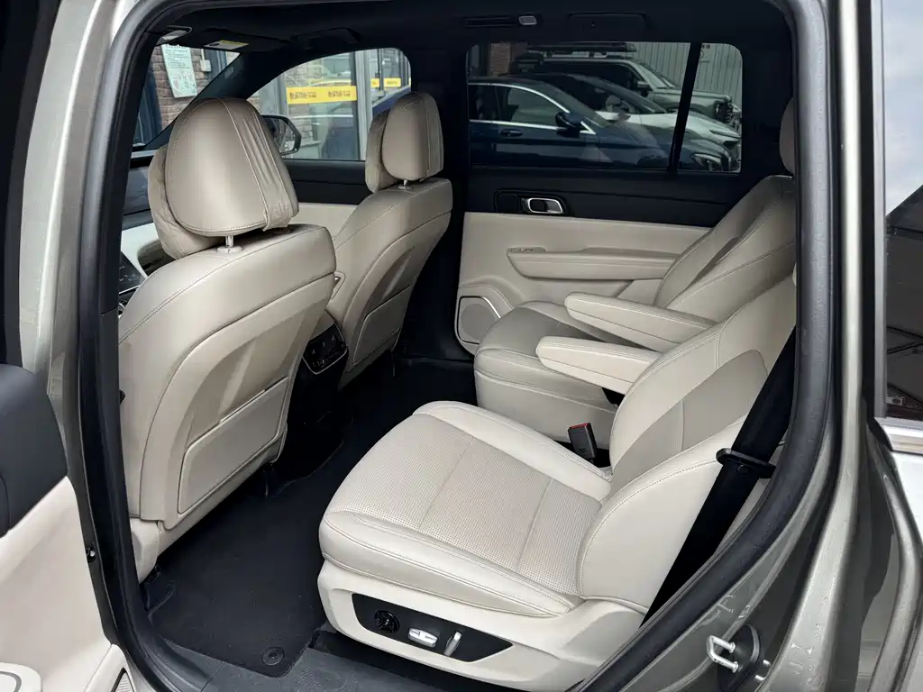 Li Auto Li ONE — миниатюра 9