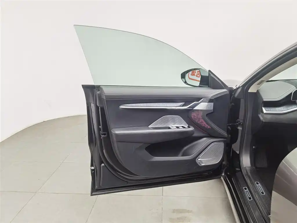 ZEEKR EXTREME KRYPTON 001