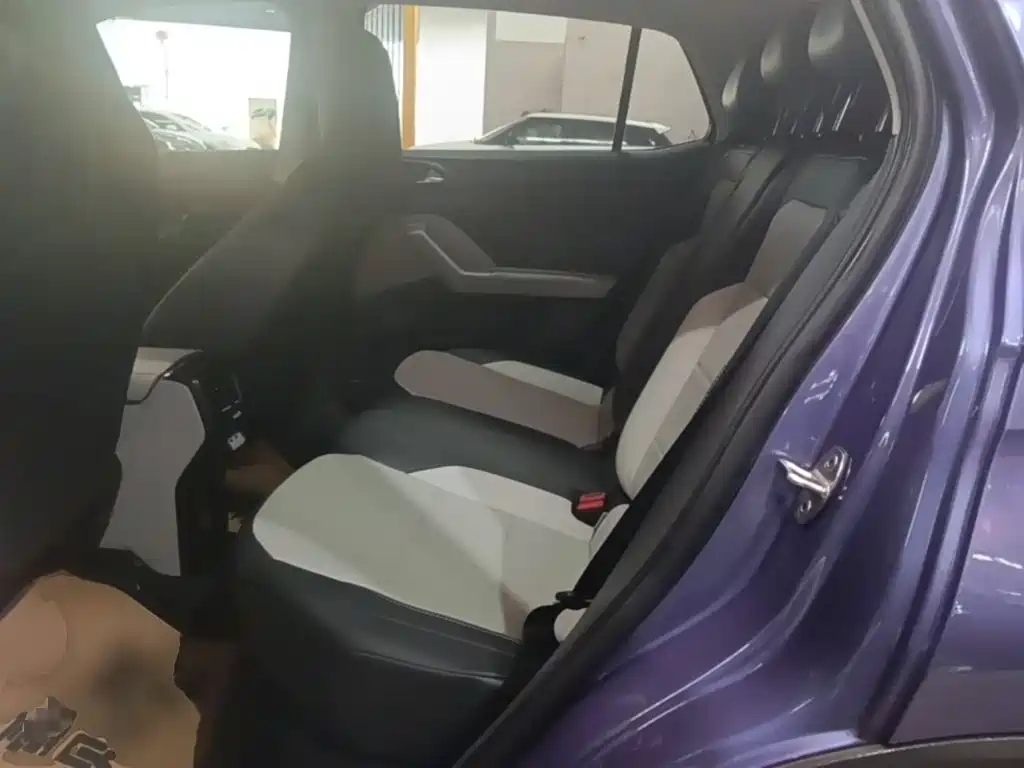 Volkswagen T-Cross — миниатюра 17