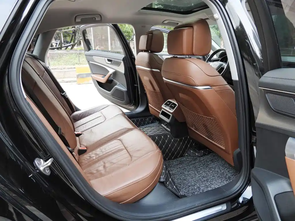 Audi A6L — миниатюра 12