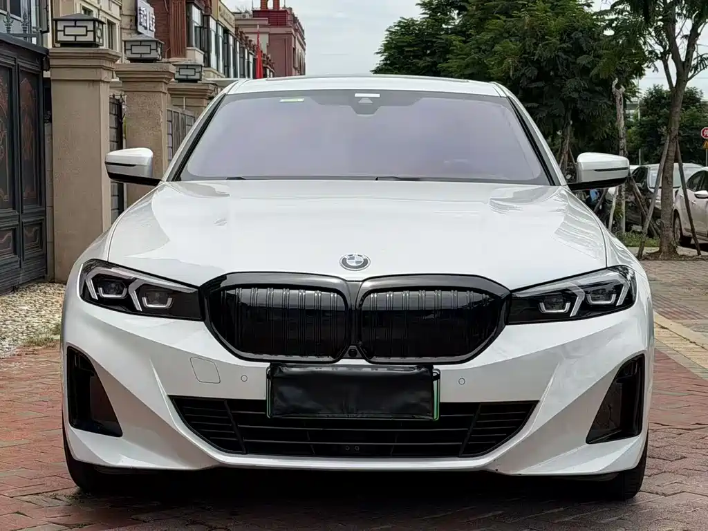 BMW i3 2024 eDrive 35 L