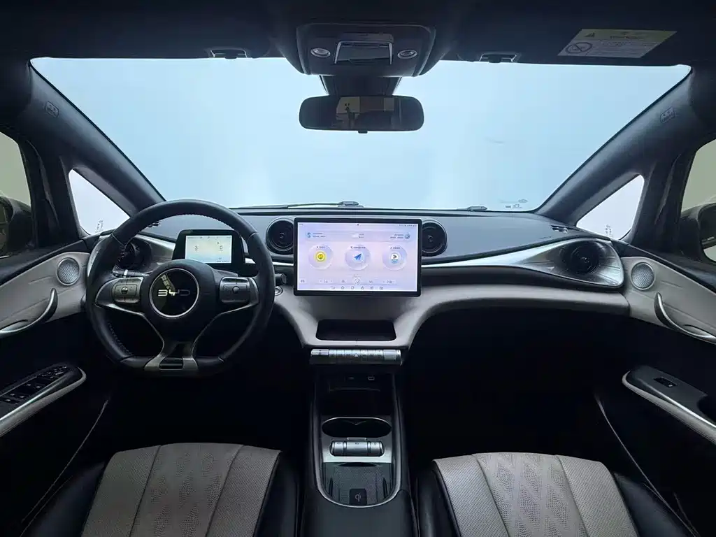 BYD Dolphin — миниатюра 10