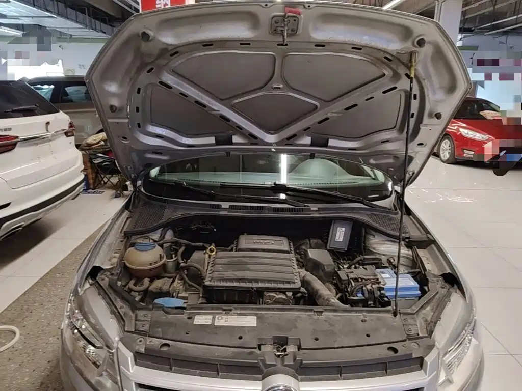 Volkswagen Santana — миниатюра 20