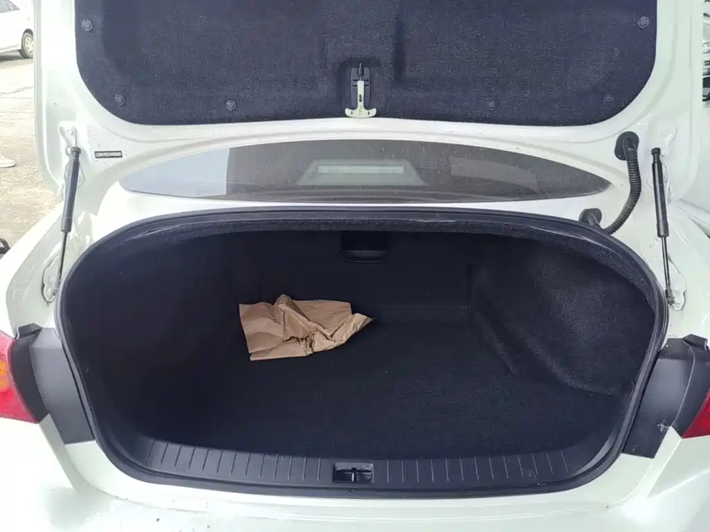 Infiniti Q50L — миниатюра 19