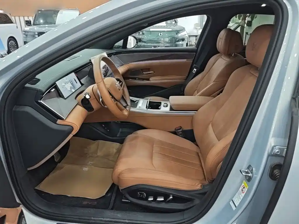 BYD Han L — миниатюра 15