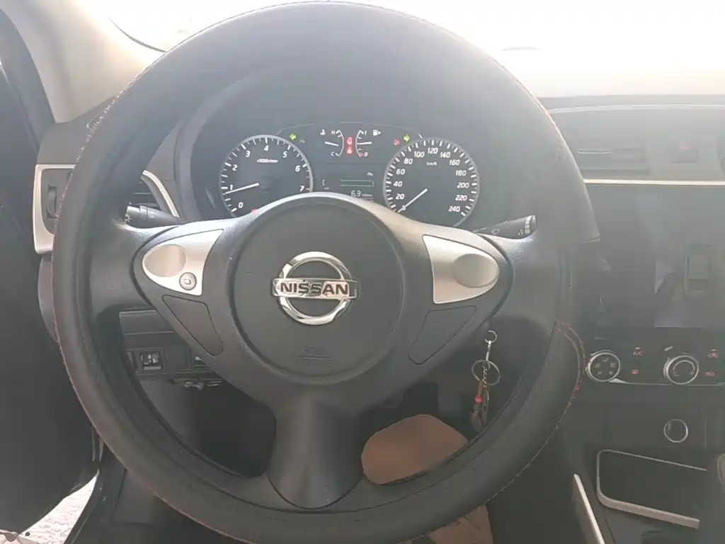 Nissan Sylphy — миниатюра 11