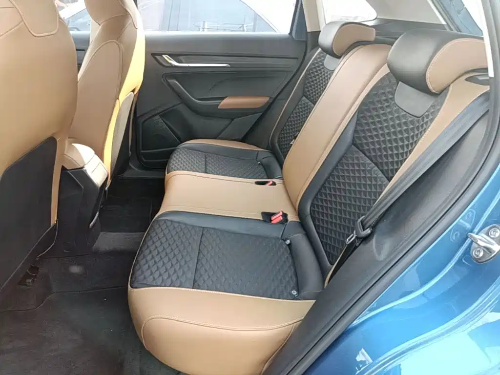 Skoda Kamiq — миниатюра 17