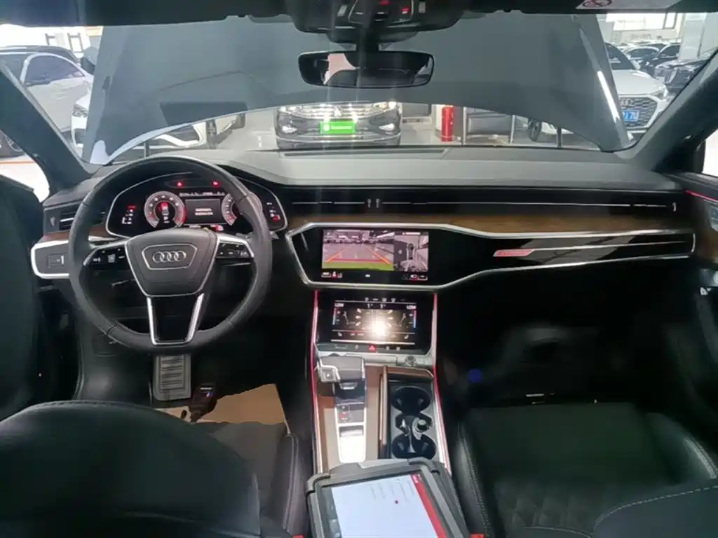Audi A6L 2023 55 TFSI quattro Flagship