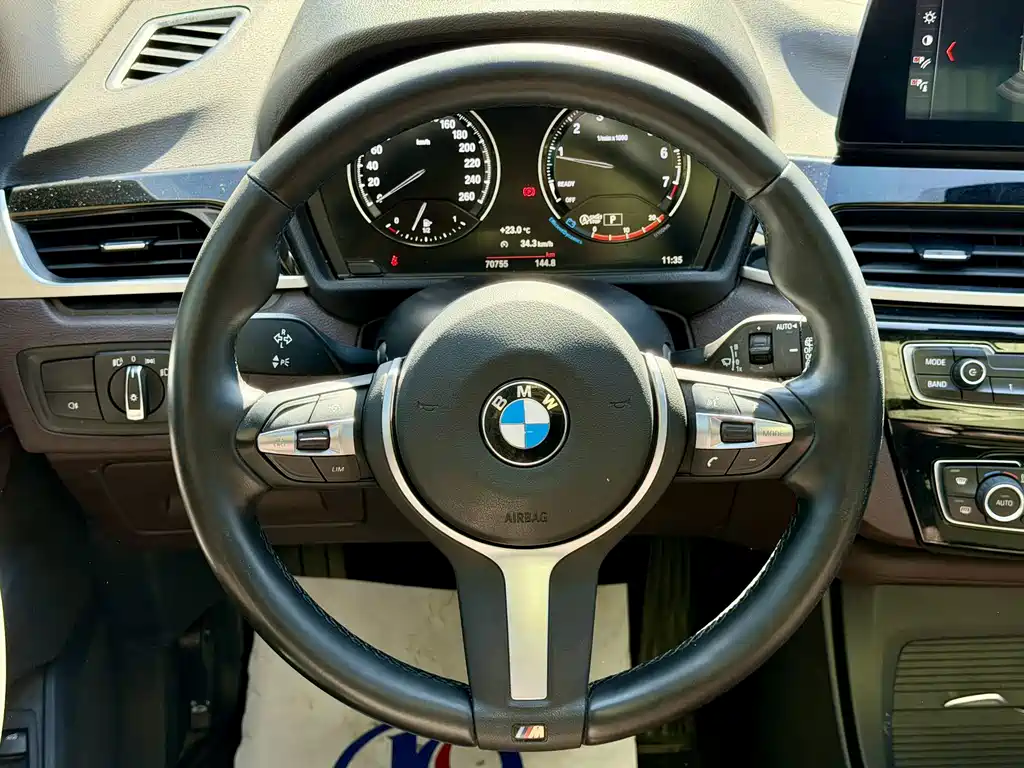 BMW X1 — миниатюра 11
