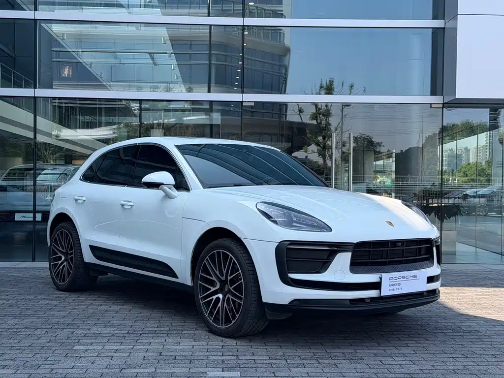 Porsche Macan — миниатюра 2