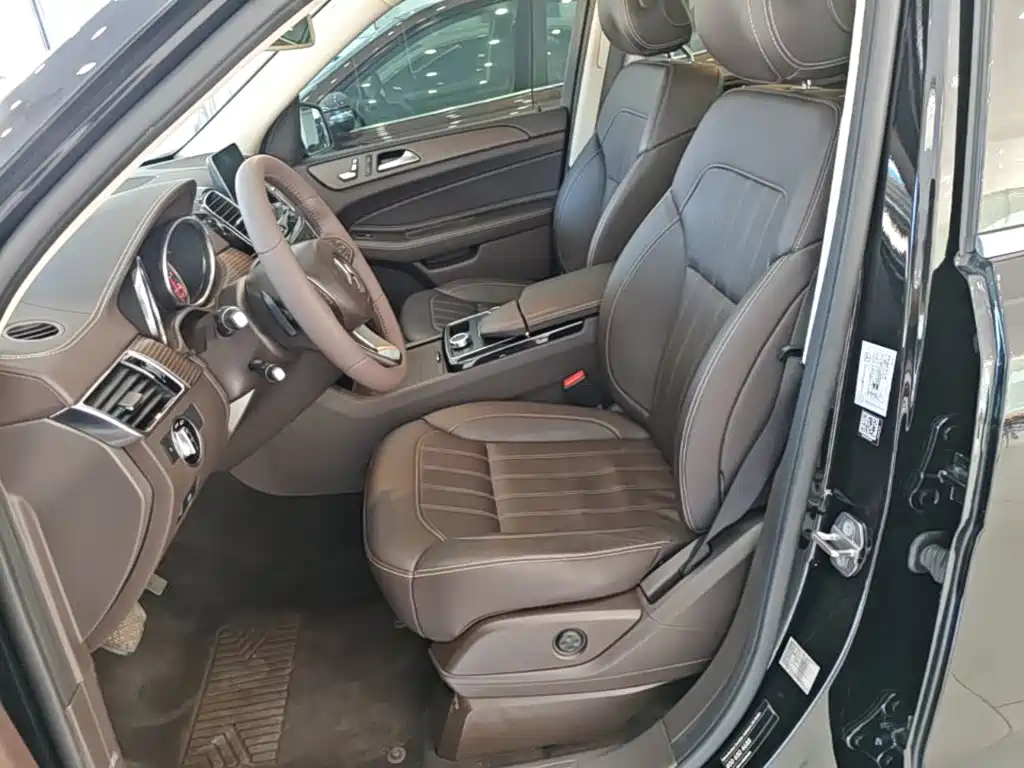Mercedes-Benz GLE (Import) — миниатюра 15