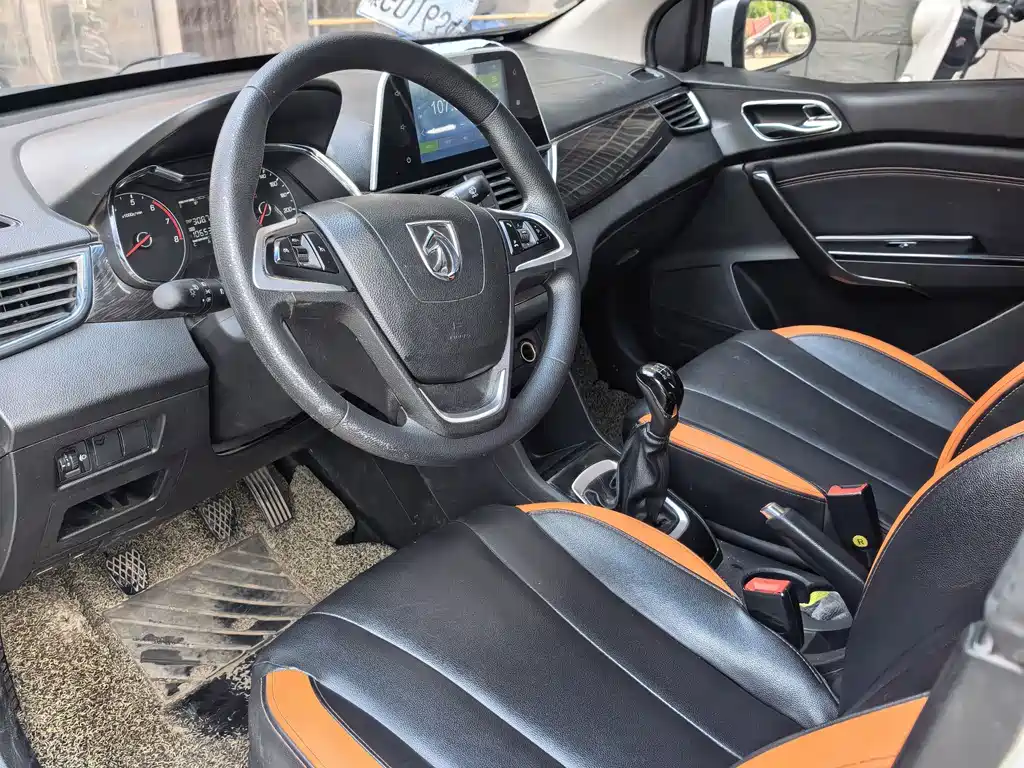 Baojun 310 — миниатюра 9