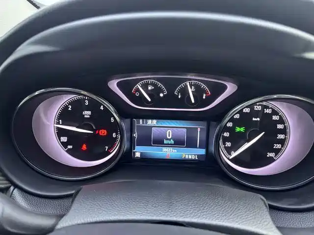 Buick Envision Plus — миниатюра 10