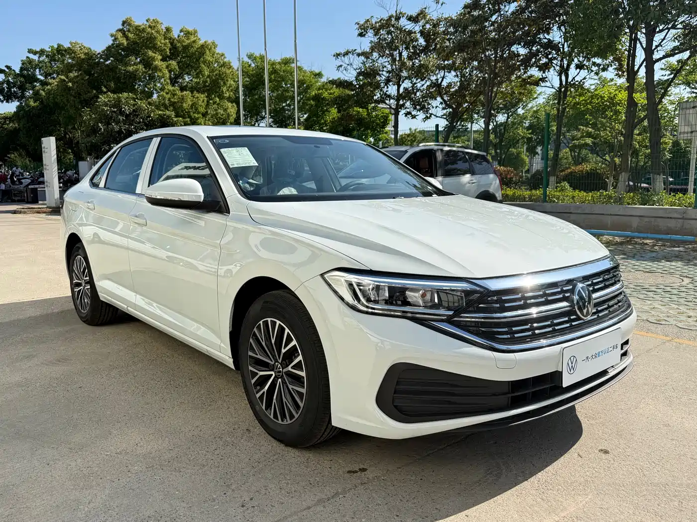 Volkswagen Sagitar
