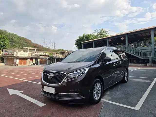 Buick GL8