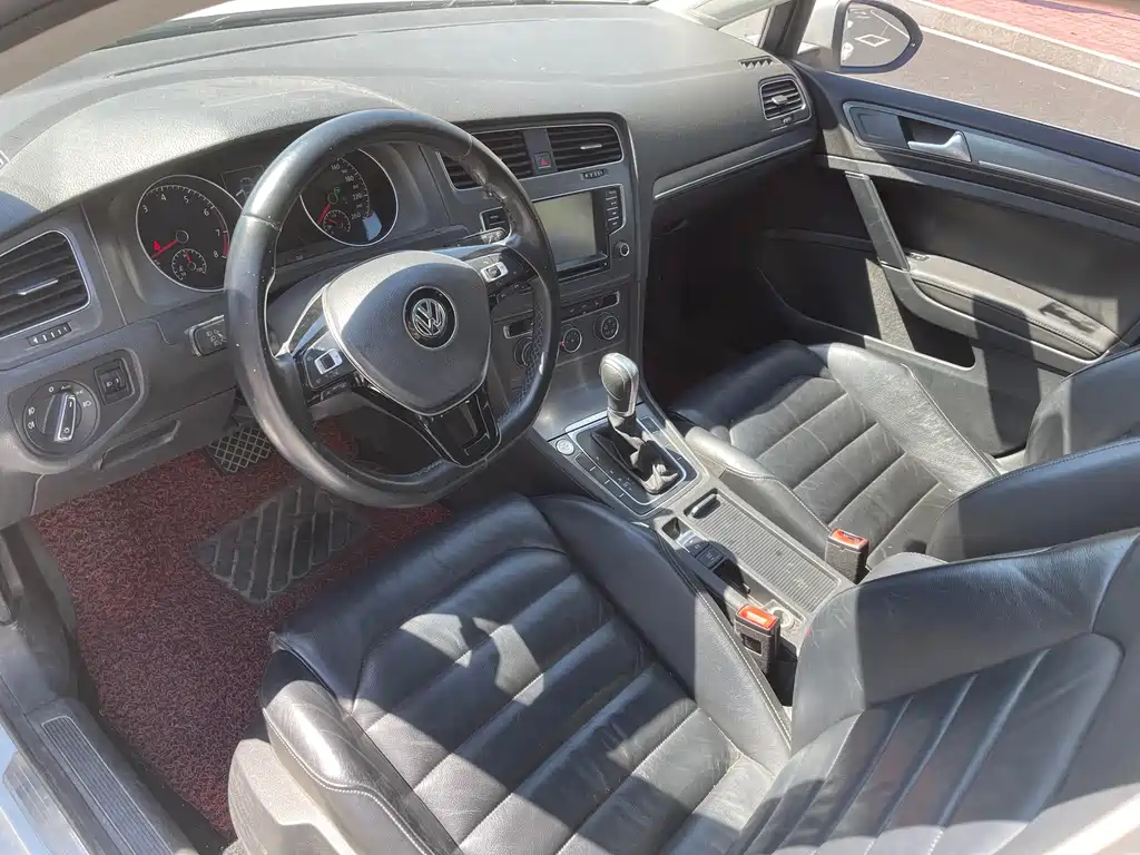 Volkswagen Golf — миниатюра 4