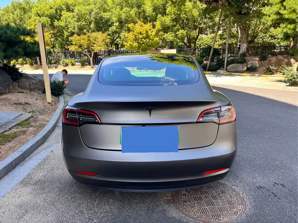 Tesla Model 3 — миниатюра 14
