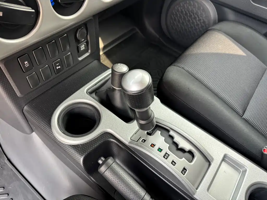 Toyota FJ Cruiser FJ 2019 4.0L AT