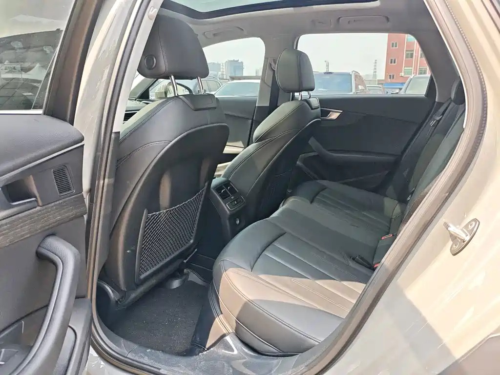 Audi A4 (Import) — миниатюра 18