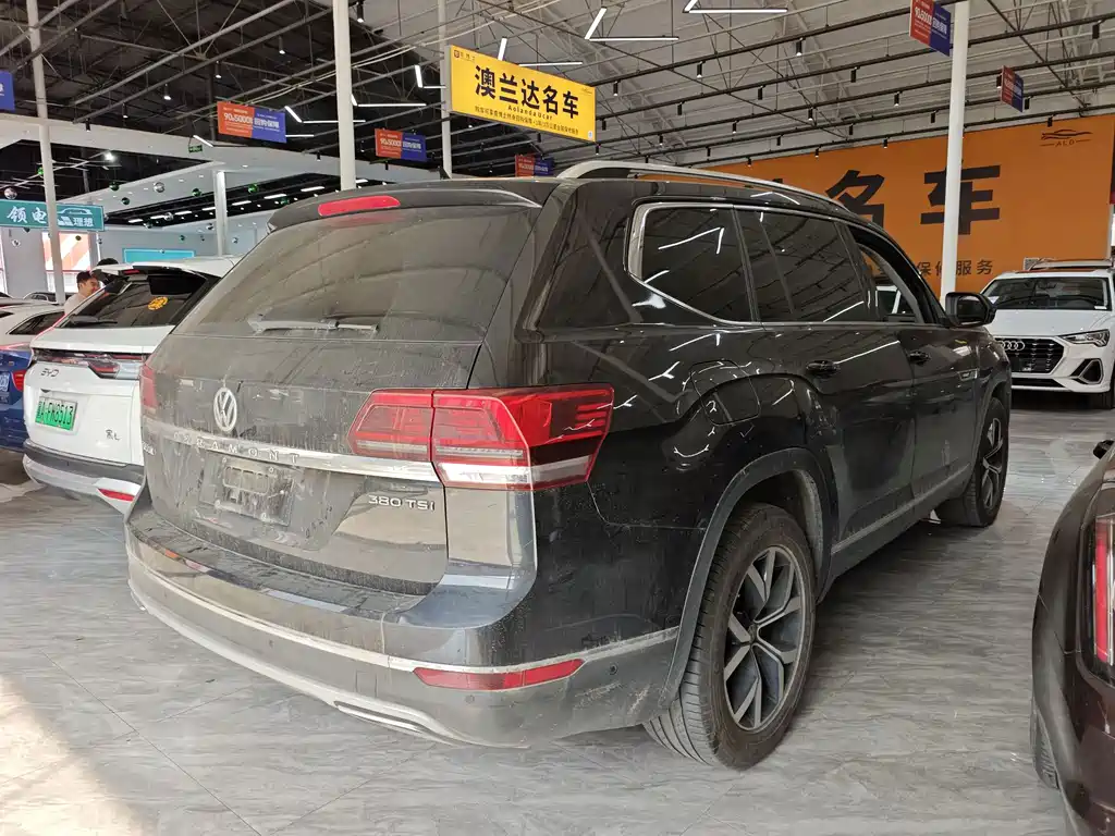 Volkswagen Teramont — миниатюра 6
