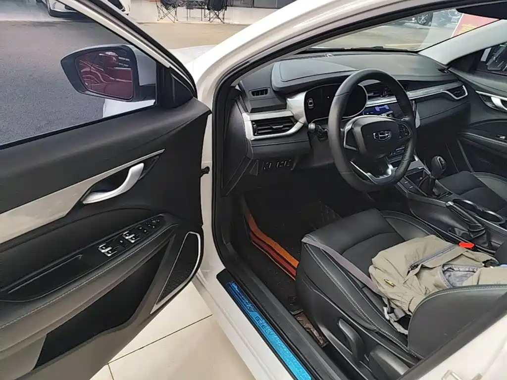 Geely Emgrand — миниатюра 16