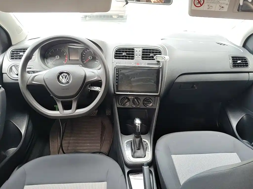 Volkswagen Polo — миниатюра 10