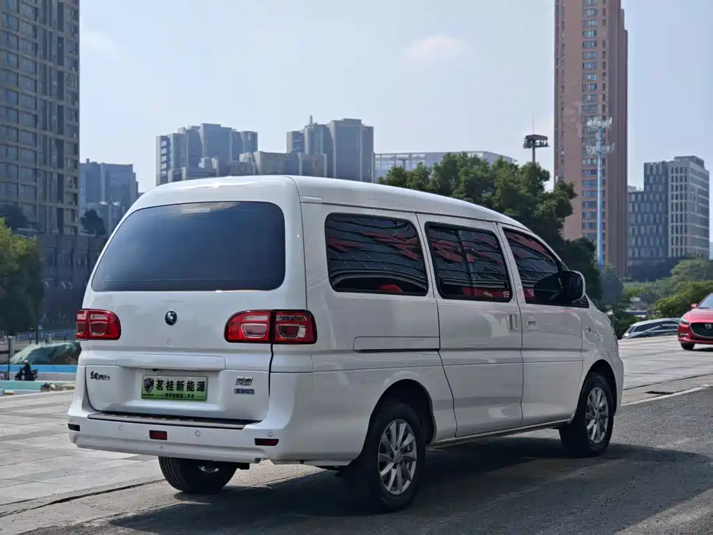 Fengxing Lingzhi New Energy — миниатюра 4