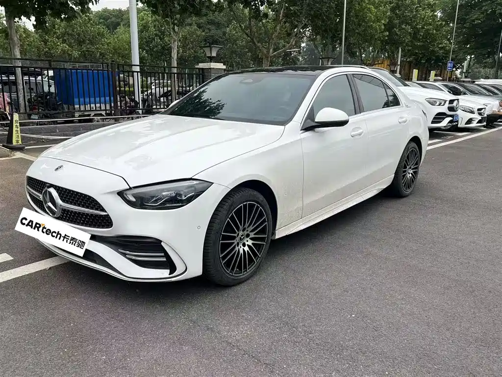 Mercedes-Benz C-Class 2025