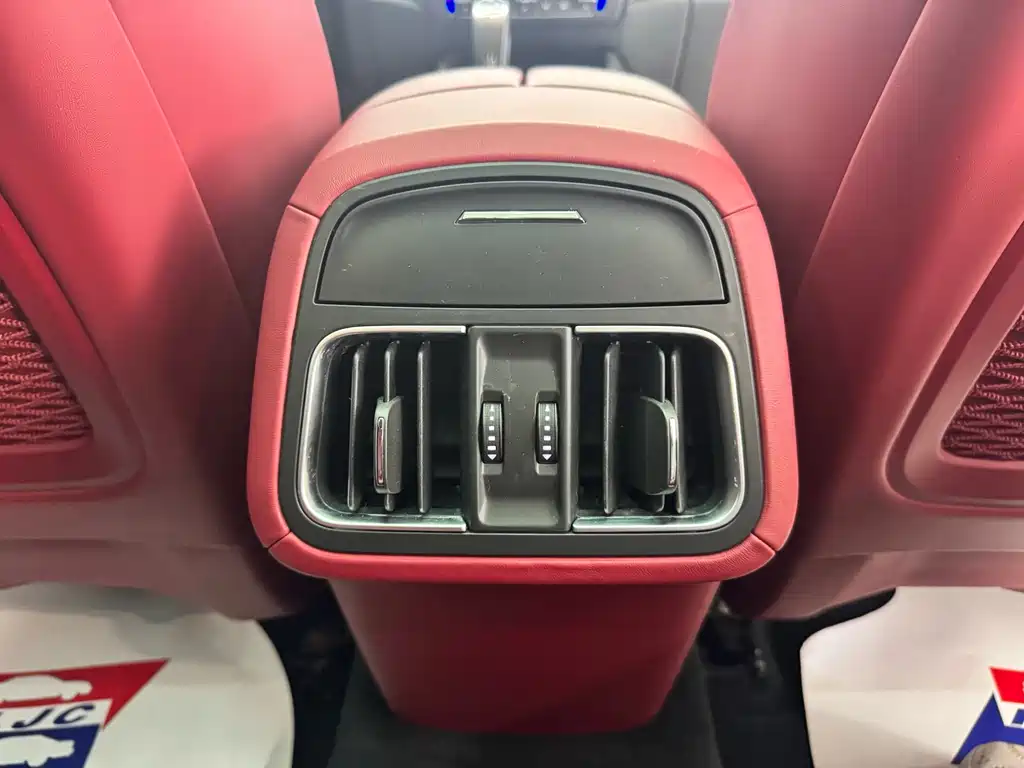 Maserati Levante — фотографии объявления, Фото 18