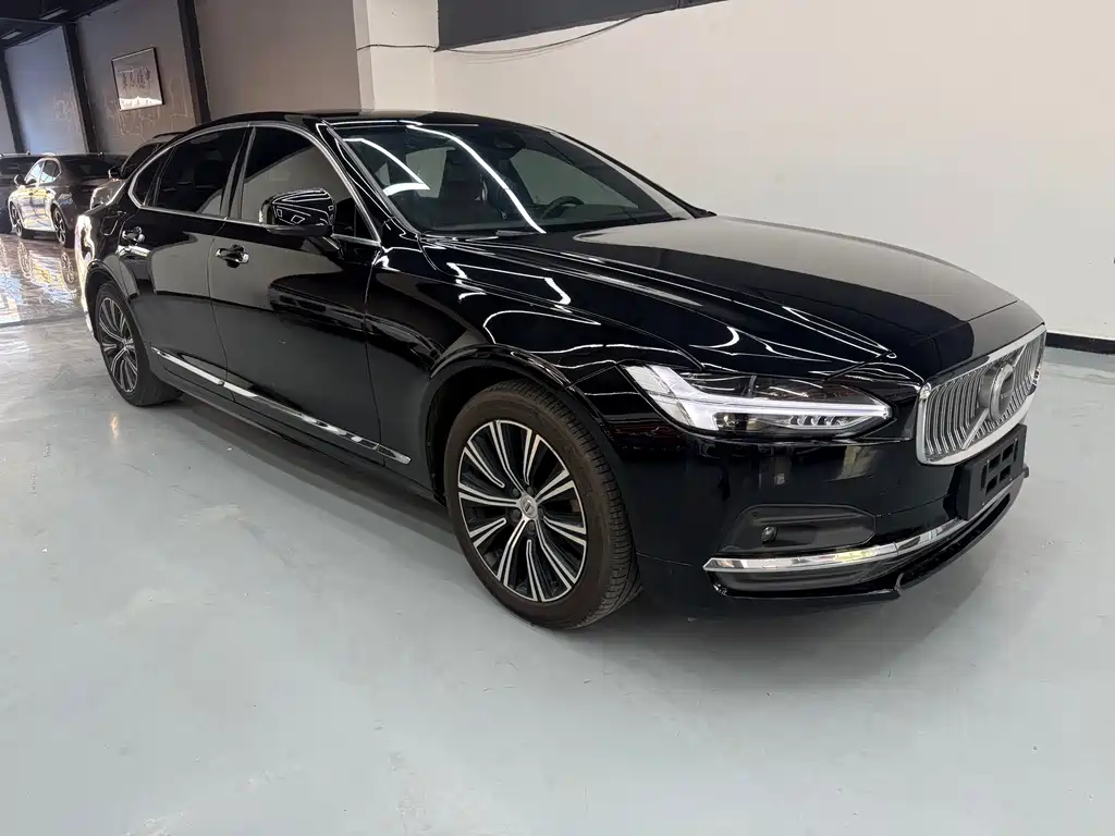 Volvo S90 — миниатюра 3