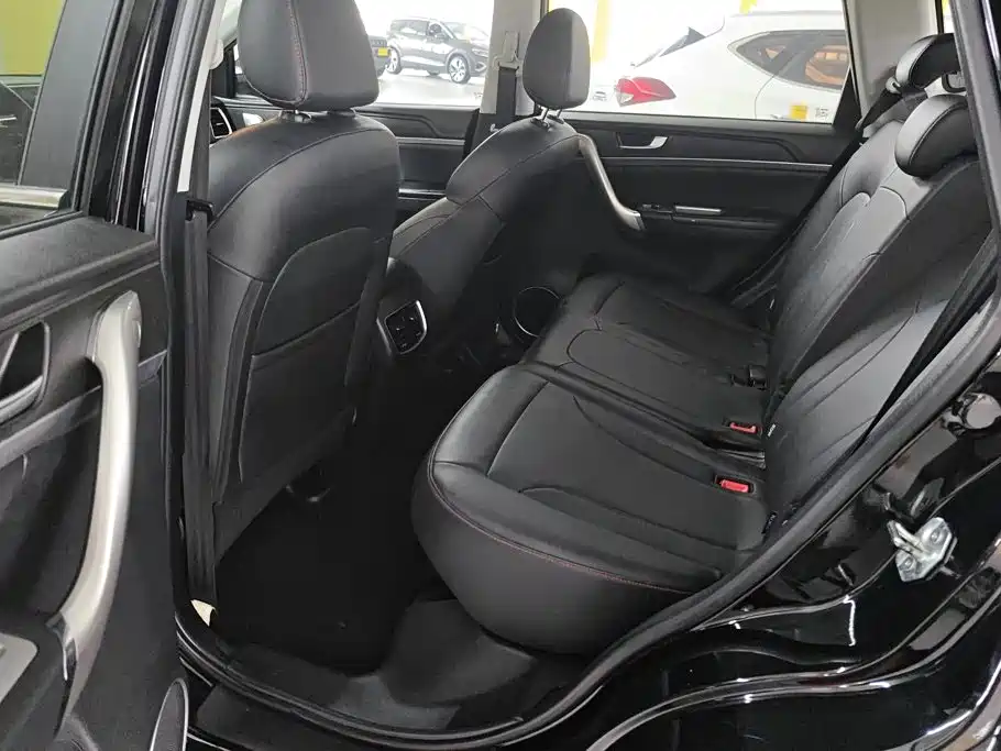 Haval M6 — миниатюра 11