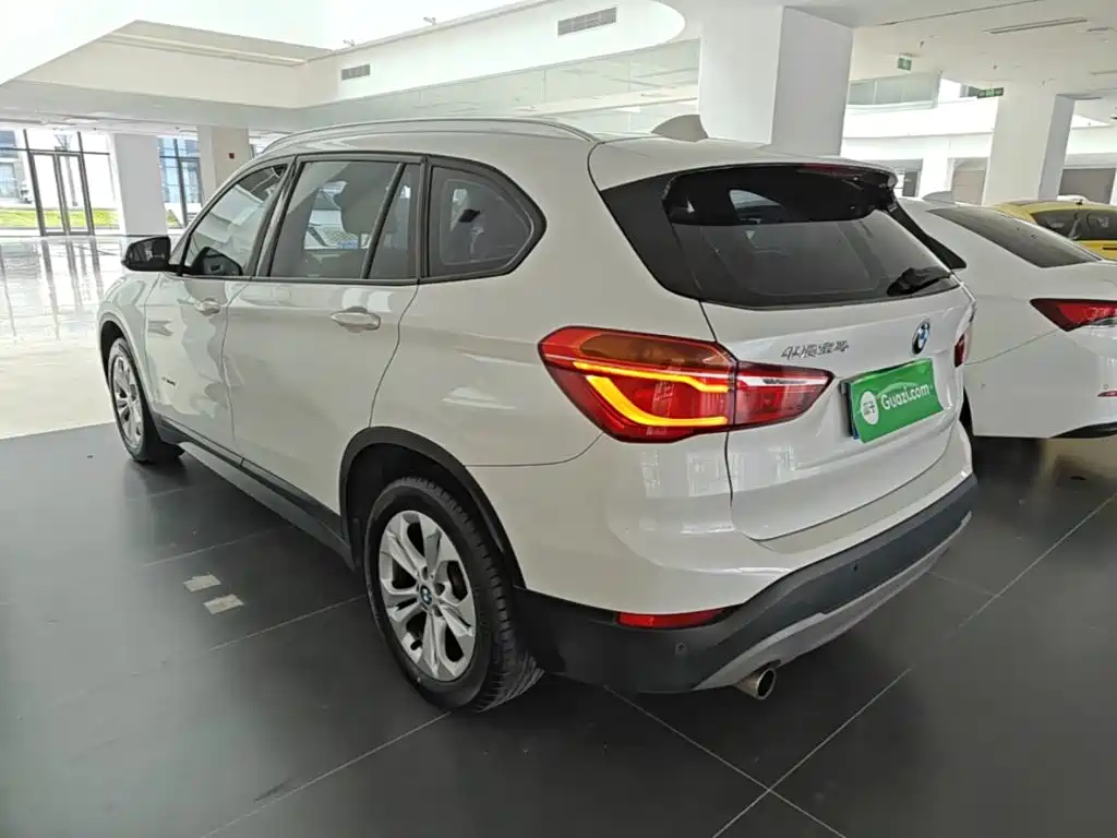 BMW X1 — миниатюра 5