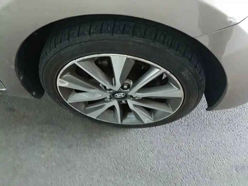 Hyundai Elantra Langdong — миниатюра 12