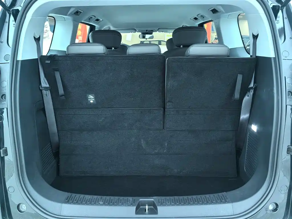 SAIC MAXUS EVERYONE 7