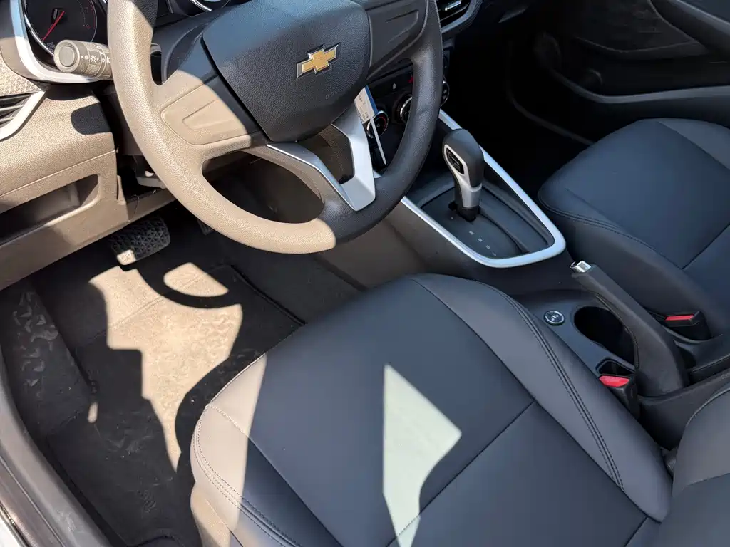 Chevrolet Cavalier — миниатюра 6