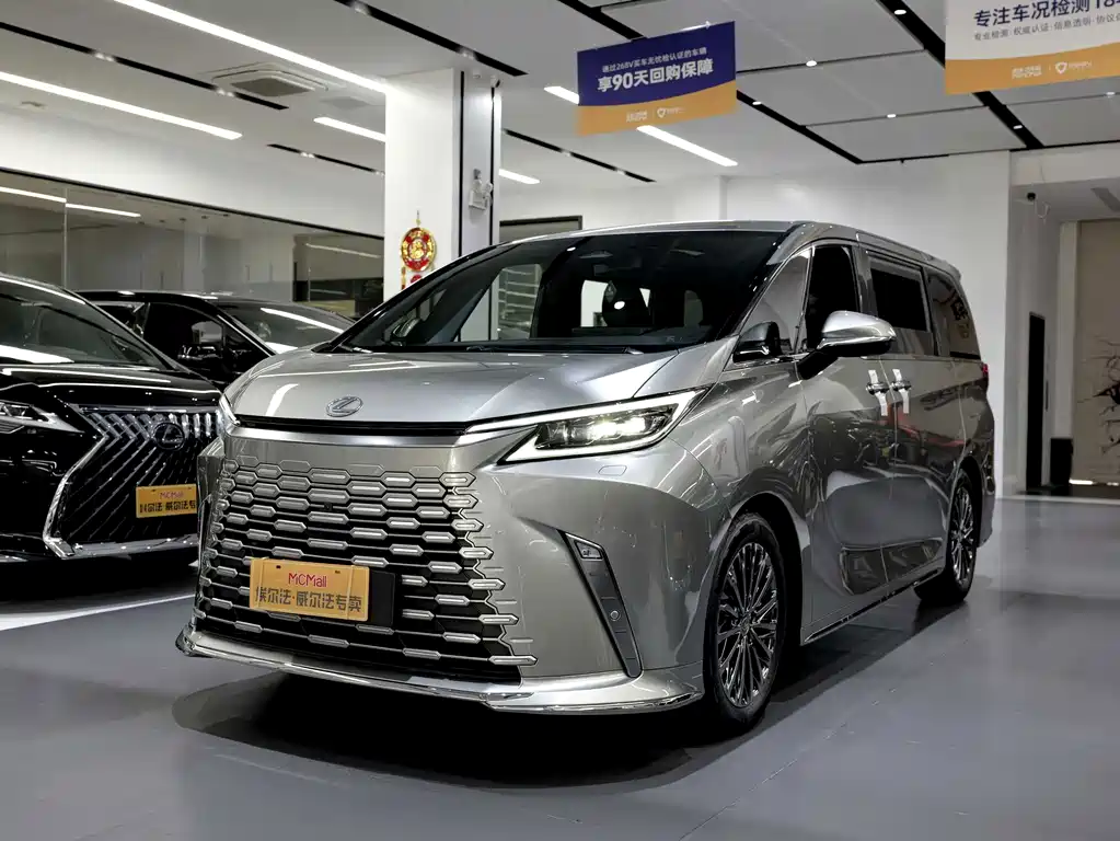 Lexus LM — миниатюра 2