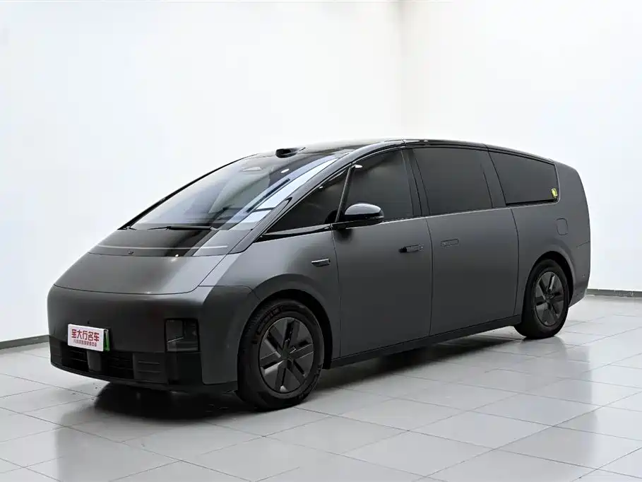 Li Auto MEGA 2025 Home
