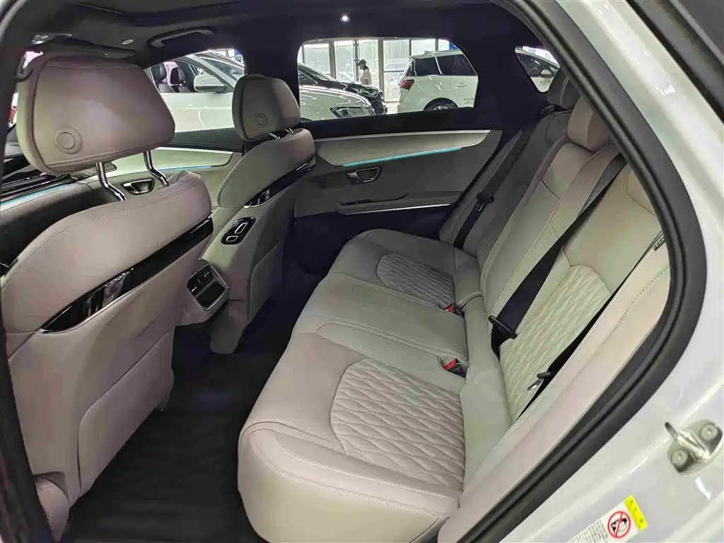 BYD Han — миниатюра 9