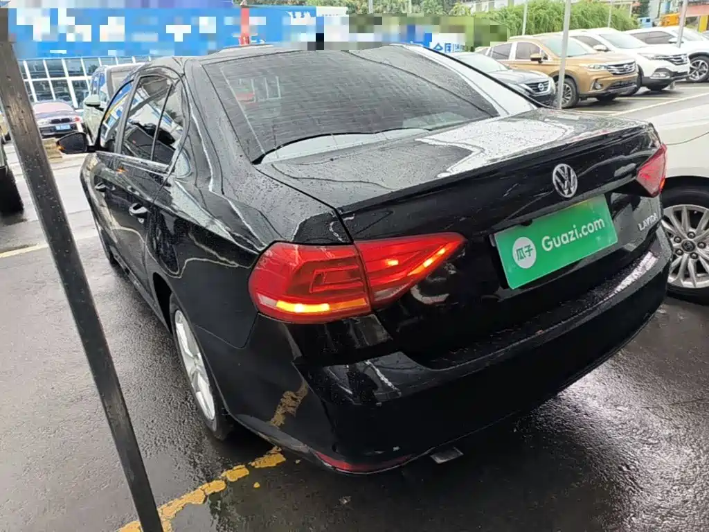 Volkswagen Lavida — миниатюра 5