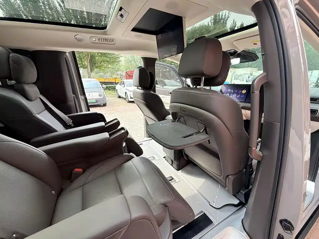 Li Auto Li MEGA — миниатюра 11